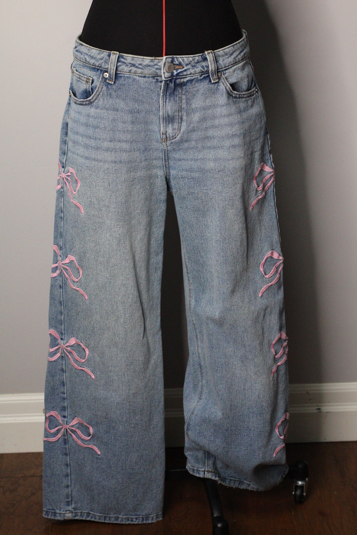ARCHIVE NO. 002 | Crochet Side Panel JEANS