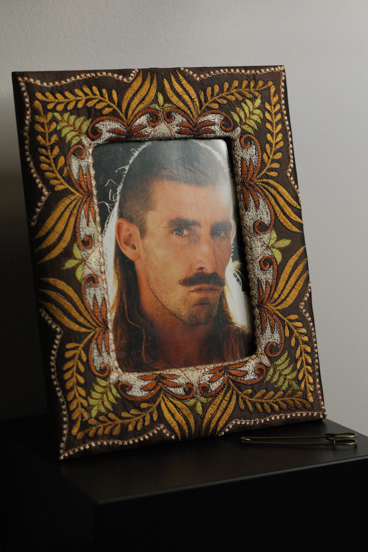 Boho Embroidered Frame + Mullet Man ✨🤌🏼