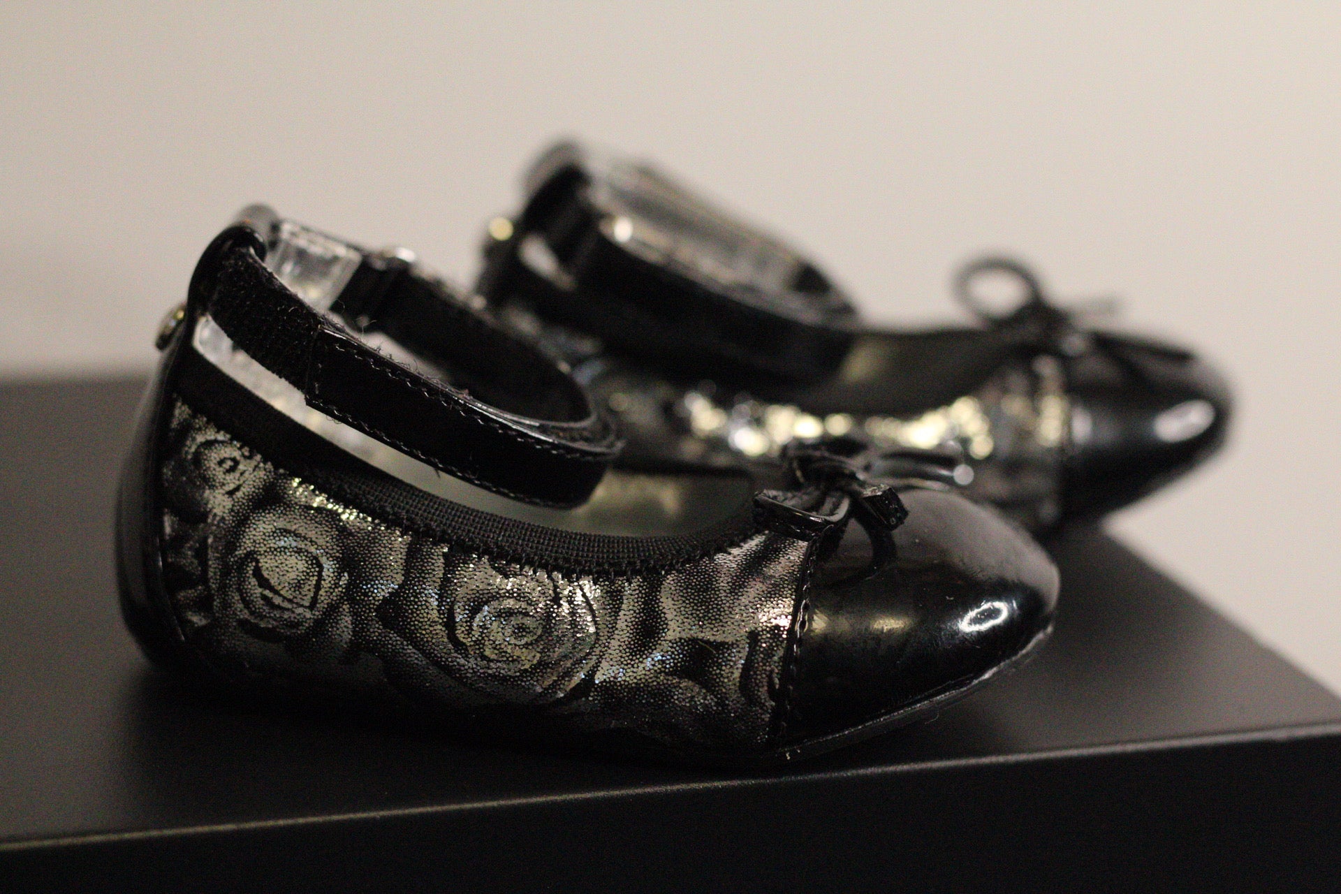 STUART WEITZMAN METALLIC ROSE BALLET FLATS | 4