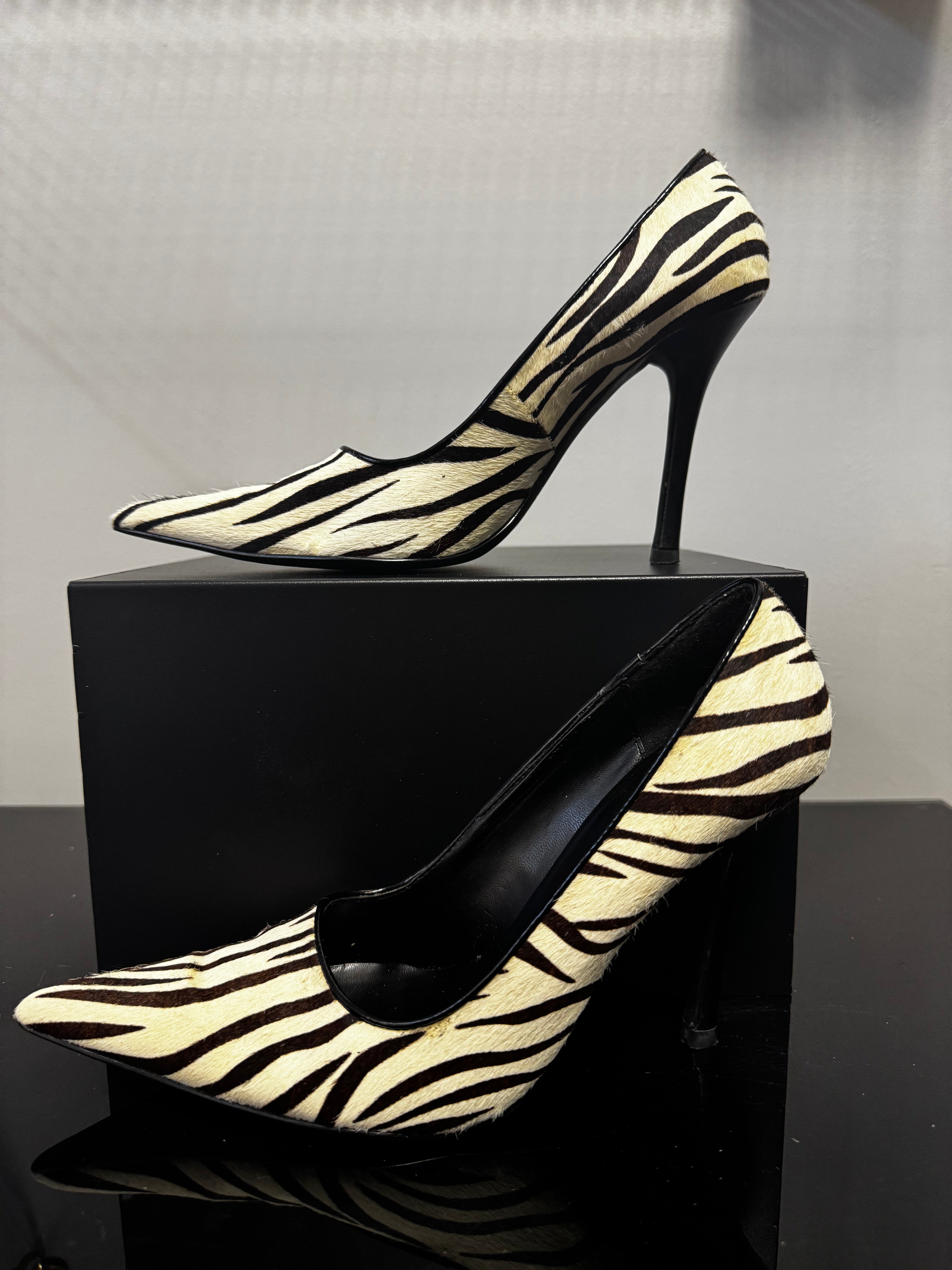 ALDO Zebra Calf Skin| size 38