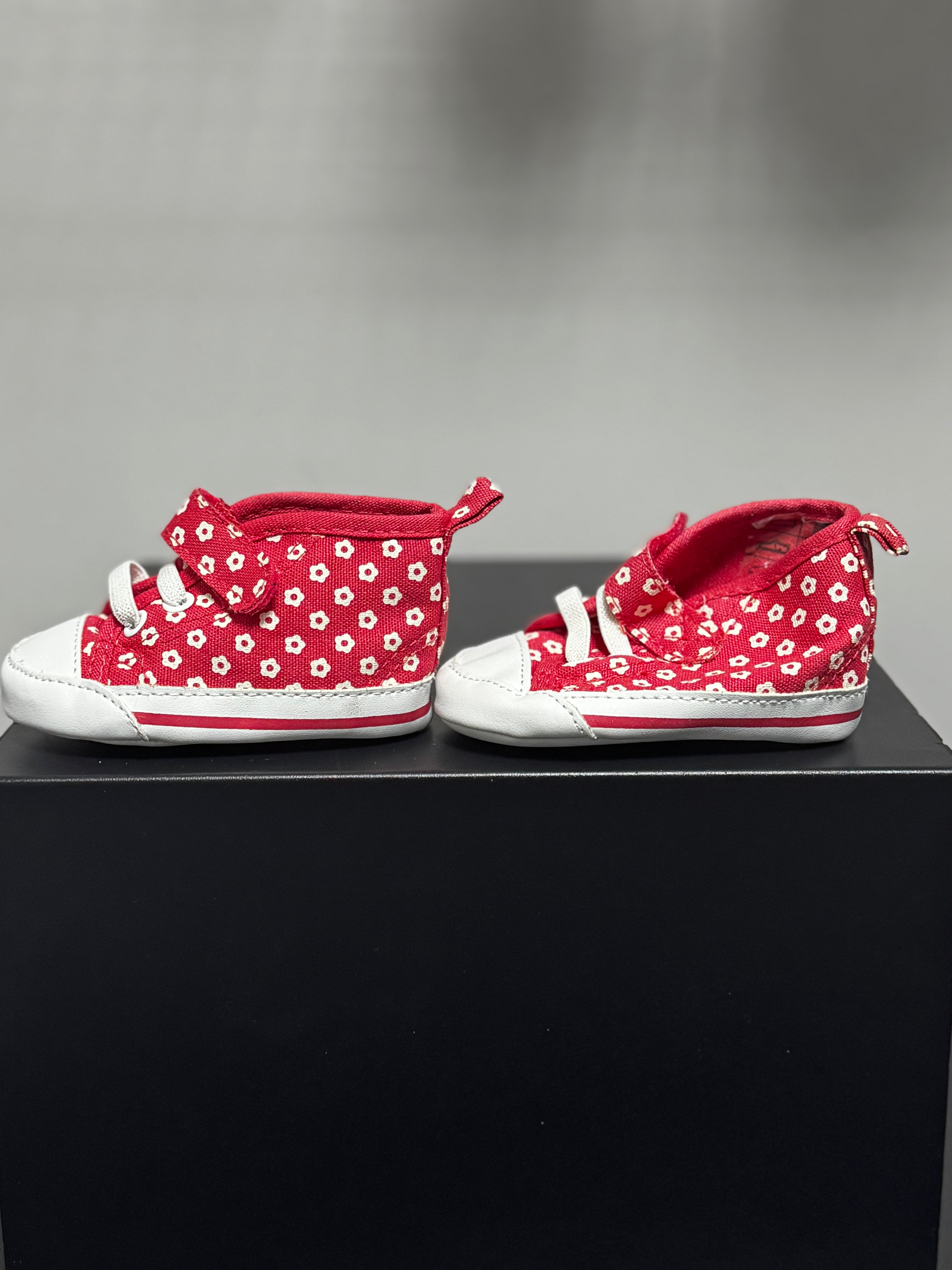 Bitty Booties | 0–6 M
