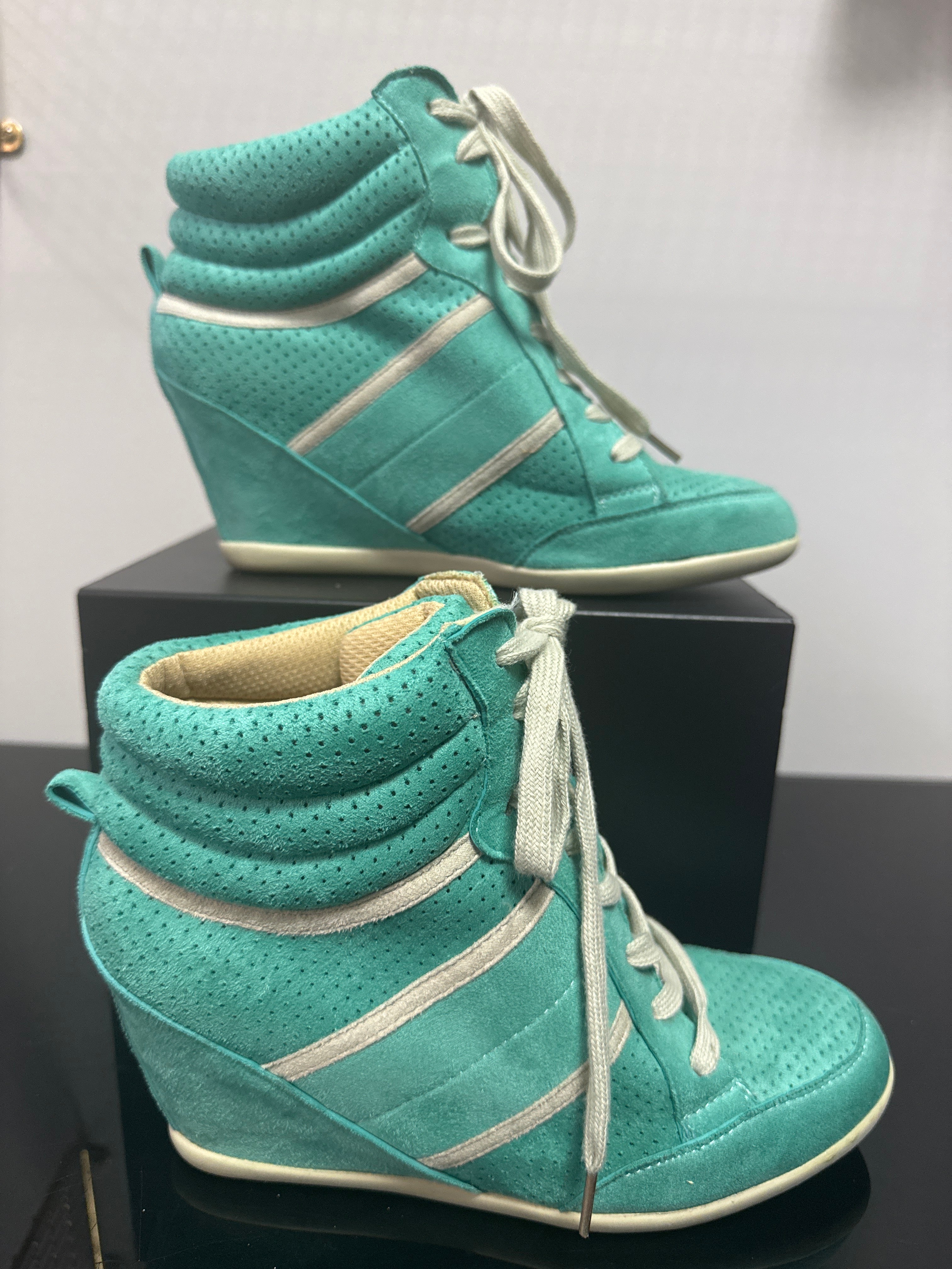 Y2K Teal Wedge Sneakers | Size 8