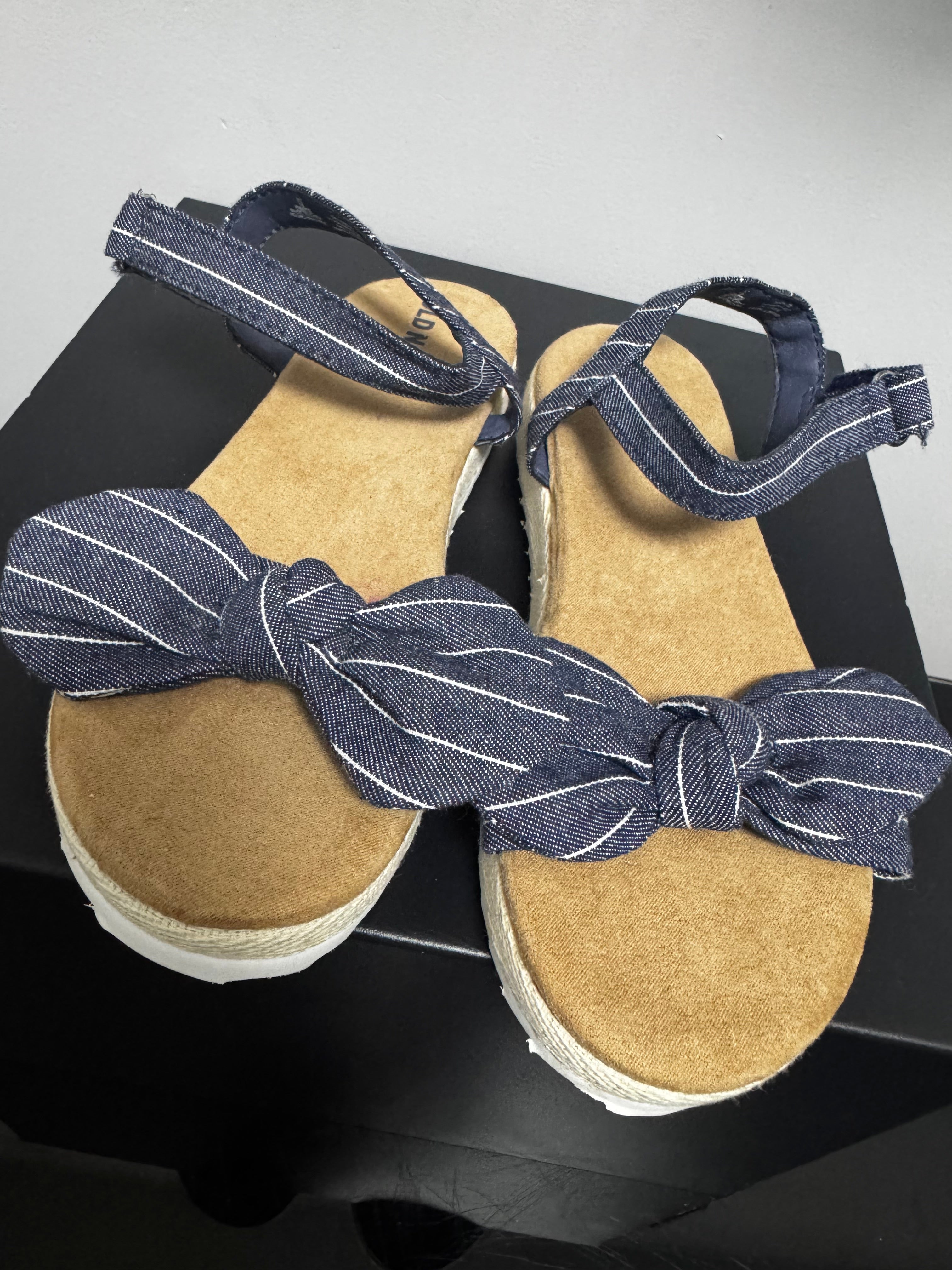 Casual Chic Sandal Bundle | Size 12