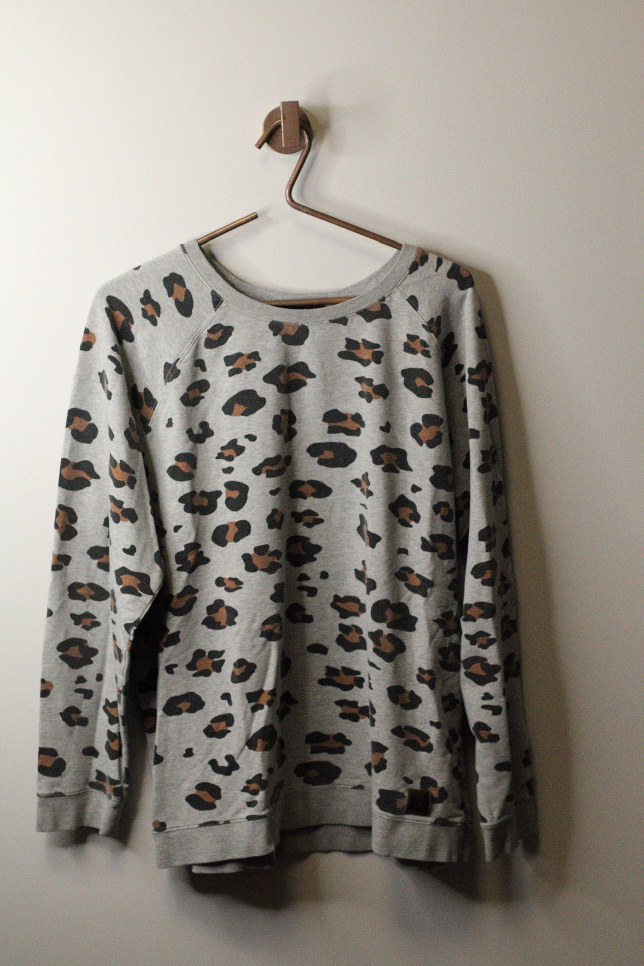 Leopard Sweatshirt Bundle | Beau Hudson | Mama & Minis | L, 7, 3t