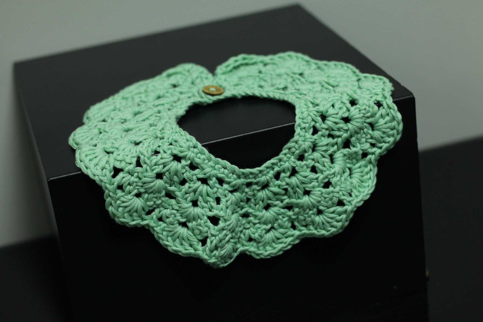 HANDMADE CROCHET COLLAR SET