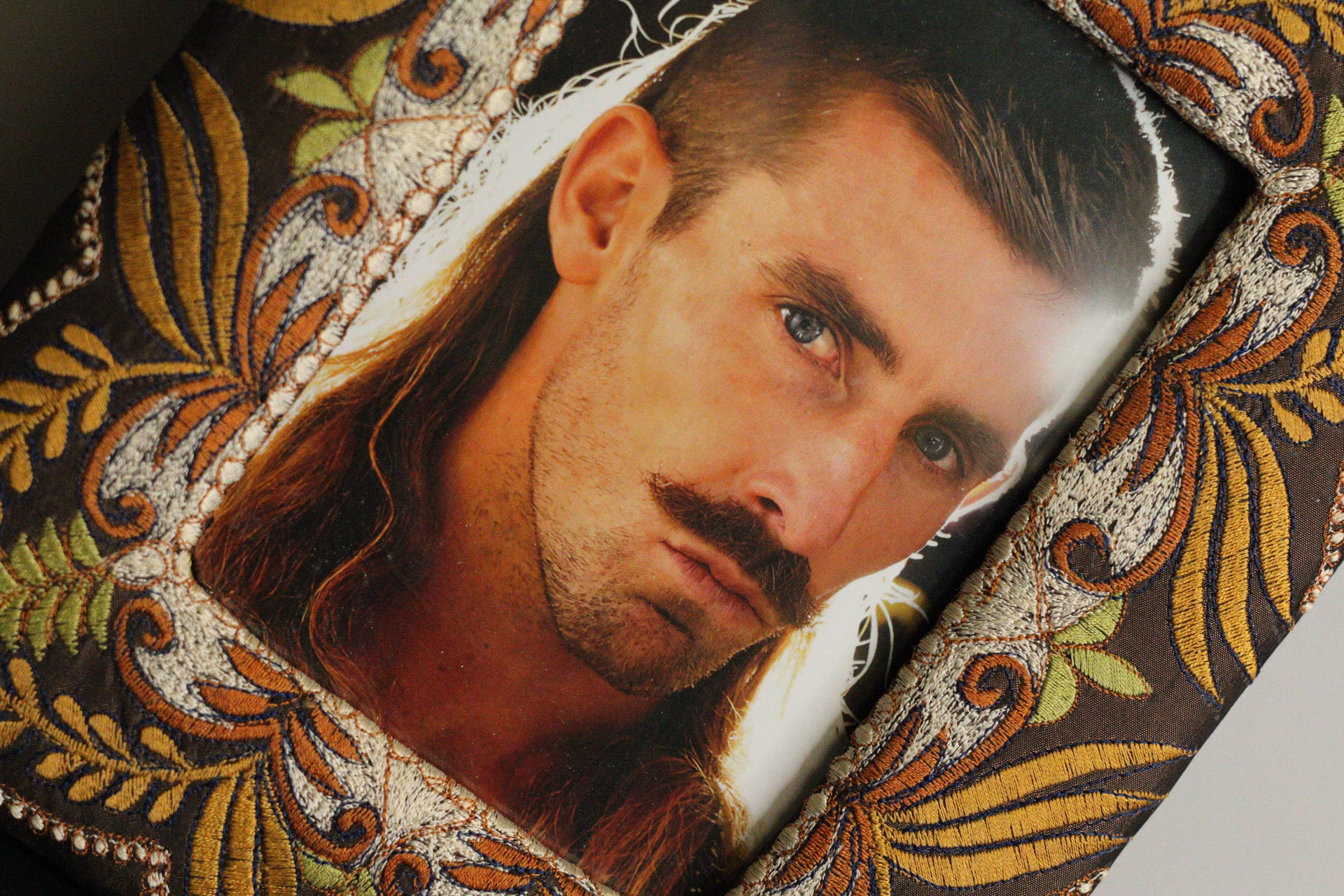 Boho Embroidered Frame + Mullet Man ✨🤌🏼