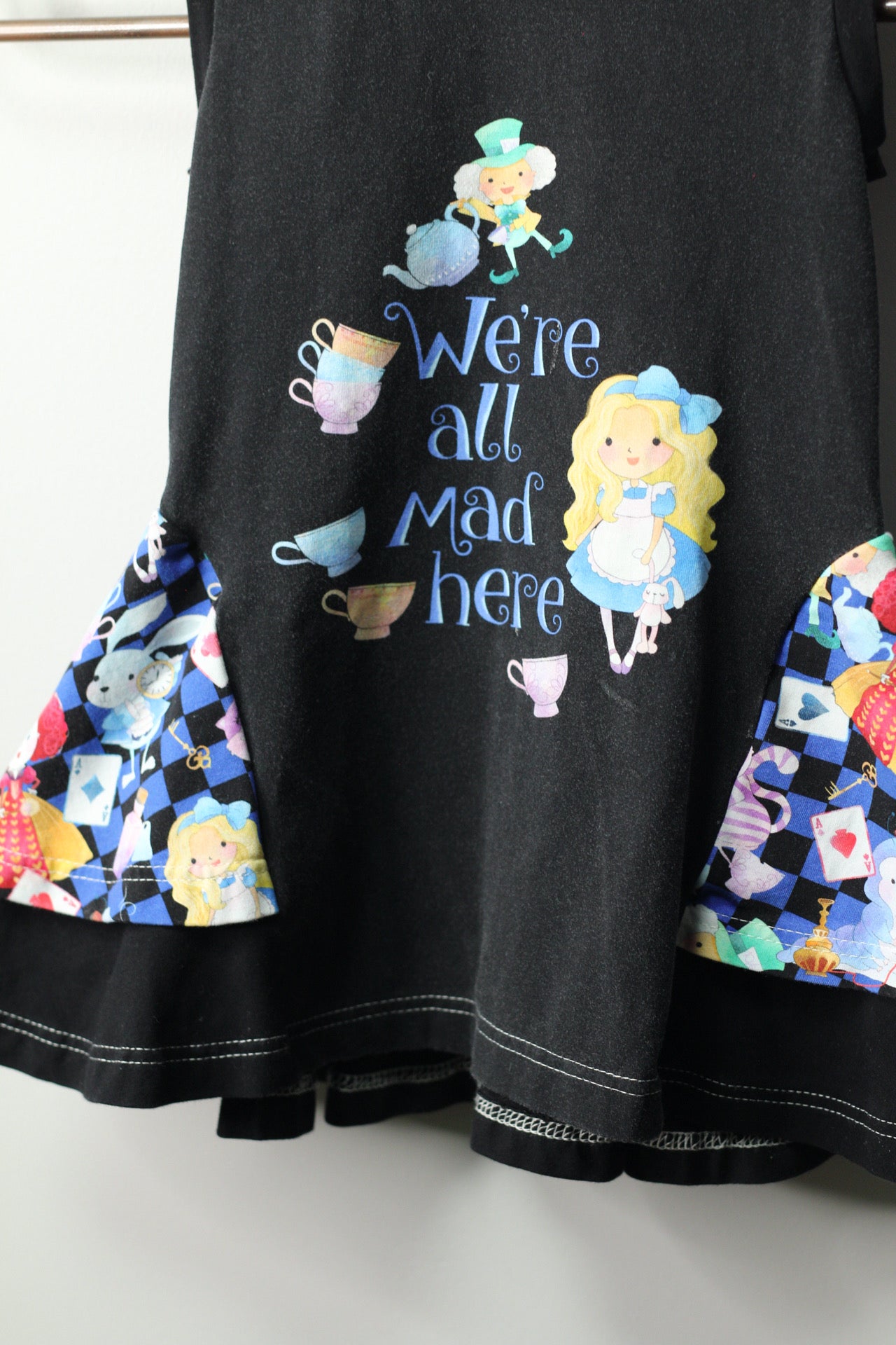Handmade Alice in Wonderland | 4T