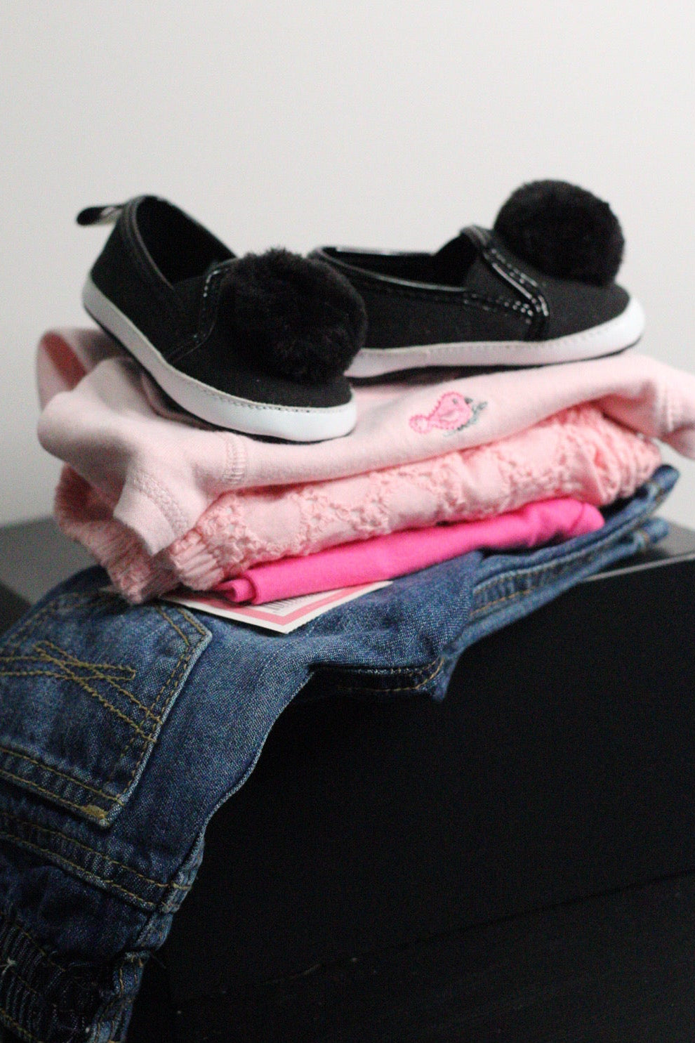 Pom Pom Shoes & Cute Basics | O/3M