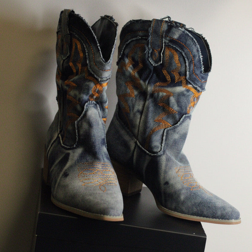 Denim Cowgirl Boots | 9