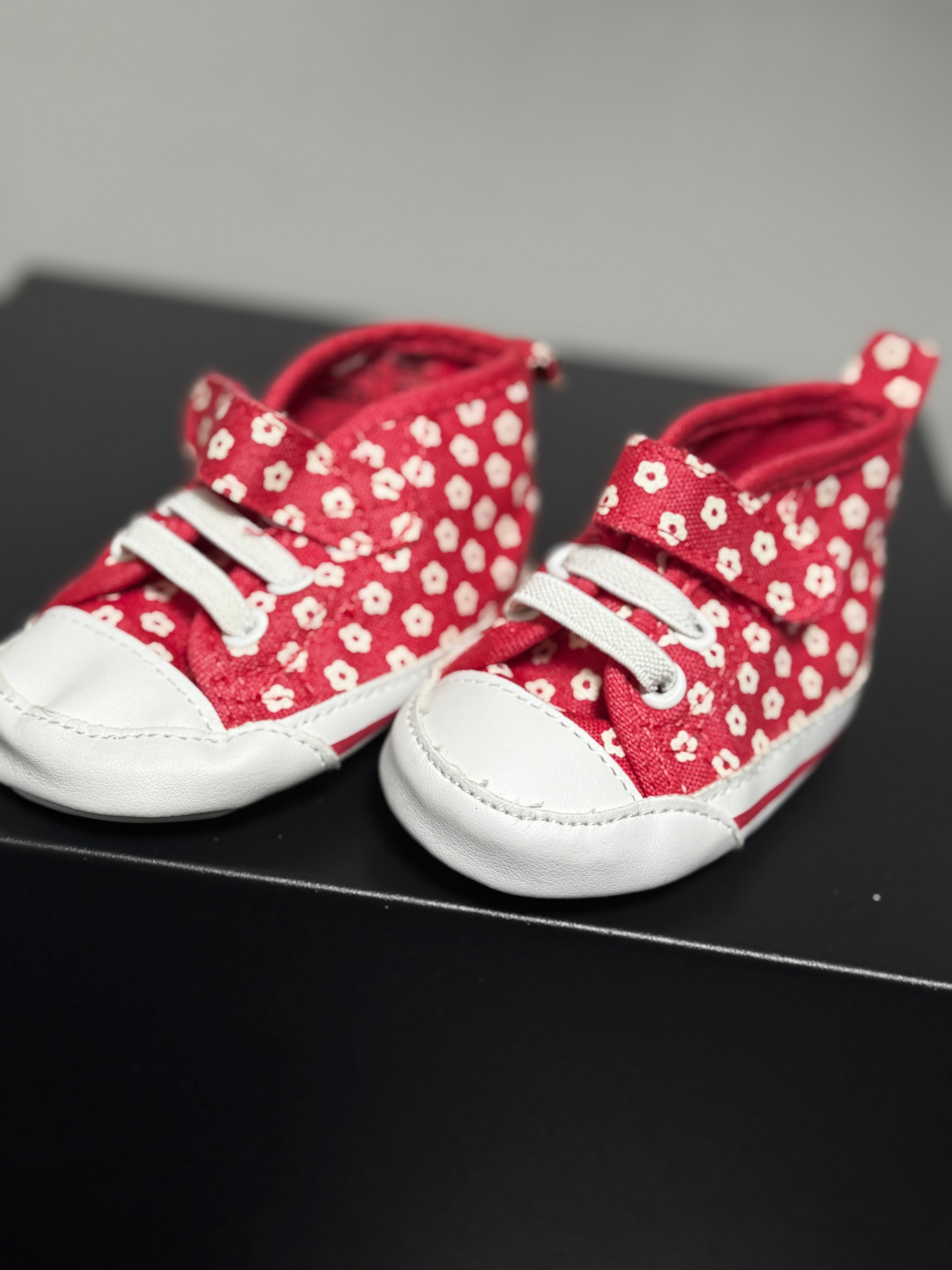 Bitty Booties | 0–6 M