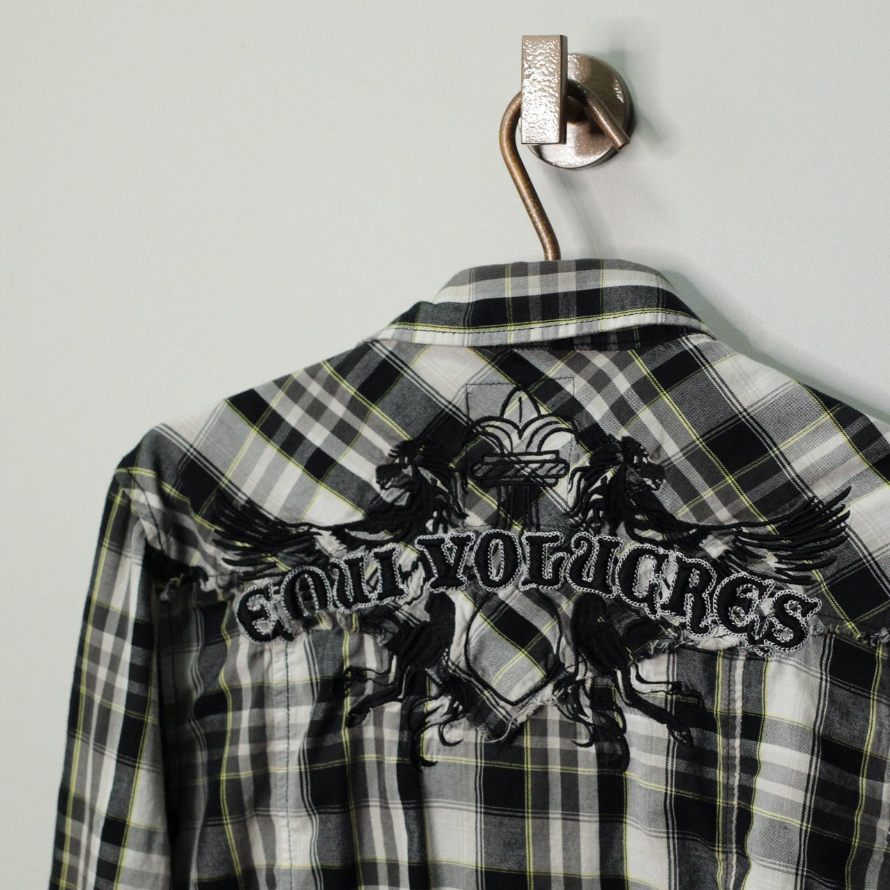 Plaid Embroidered Button-Up | S