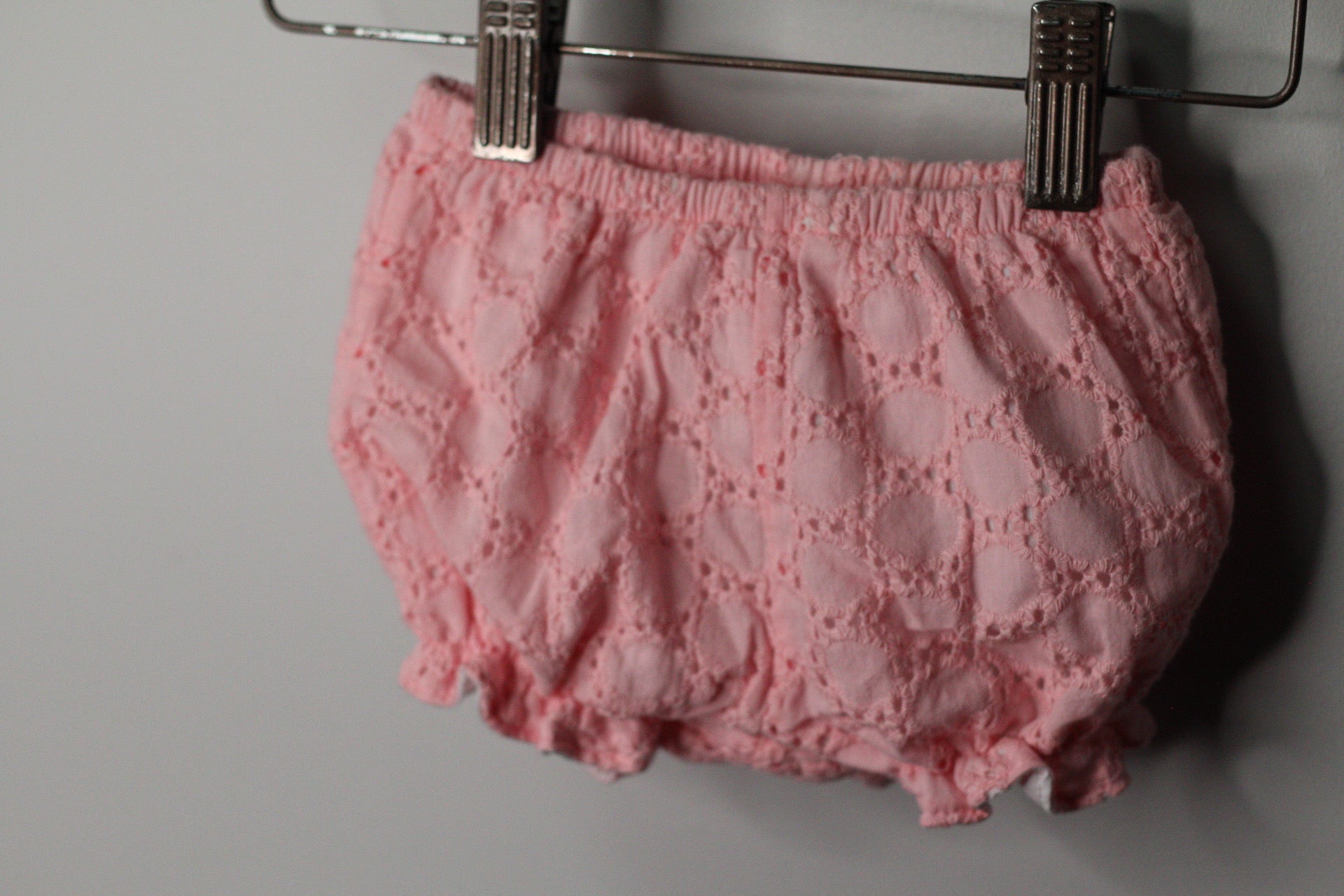 Pom Pom Shoes & Cute Basics | O/3M