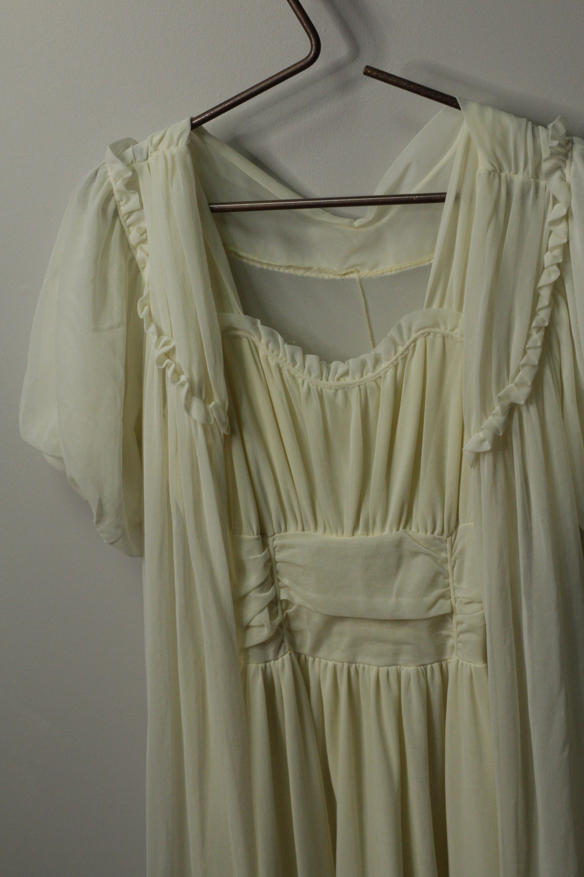 Vintage Ivory Chiffon Nightgown & Peignoir Robe Set