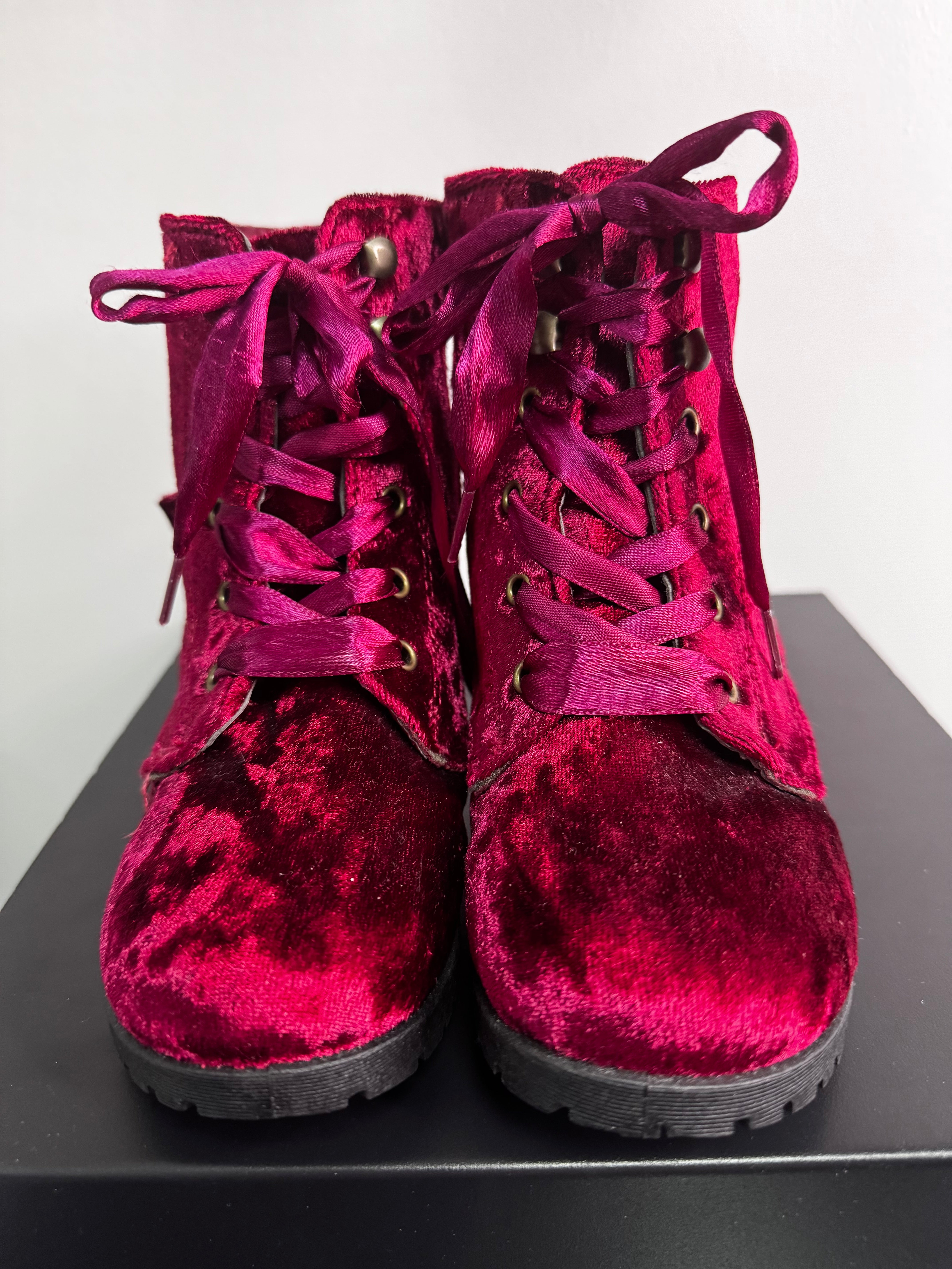 Magenta Crushed Velvet Combat Boots | 10
