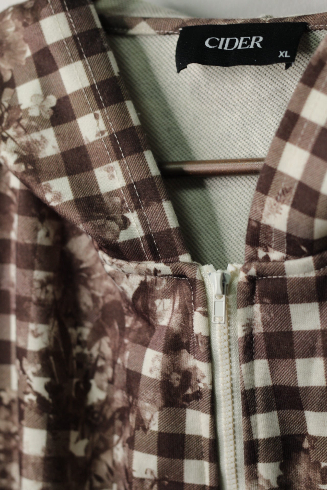Brown Gingham Floral Zip Hoodie| XL