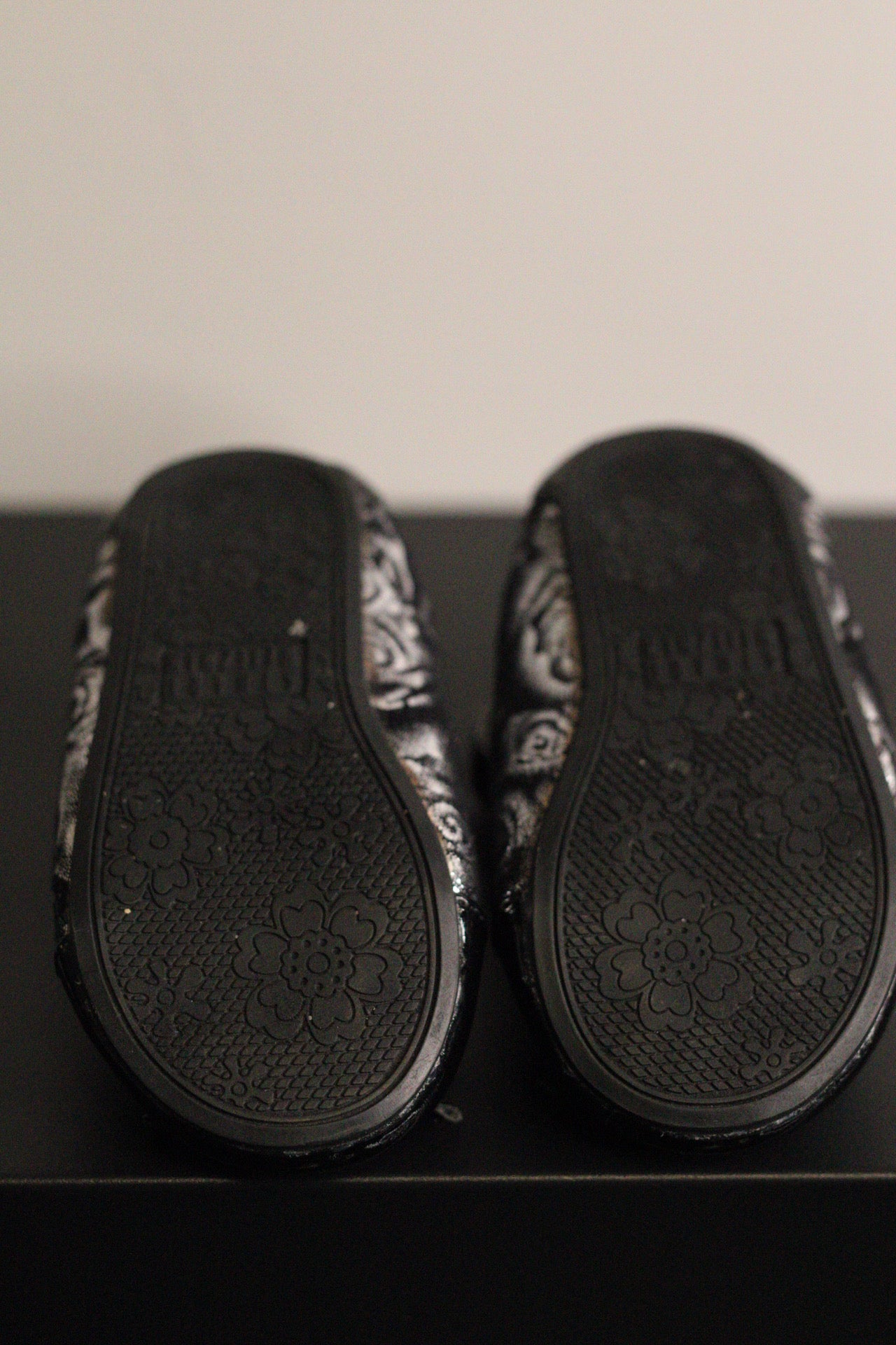 STUART WEITZMAN METALLIC ROSE BALLET FLATS | 4