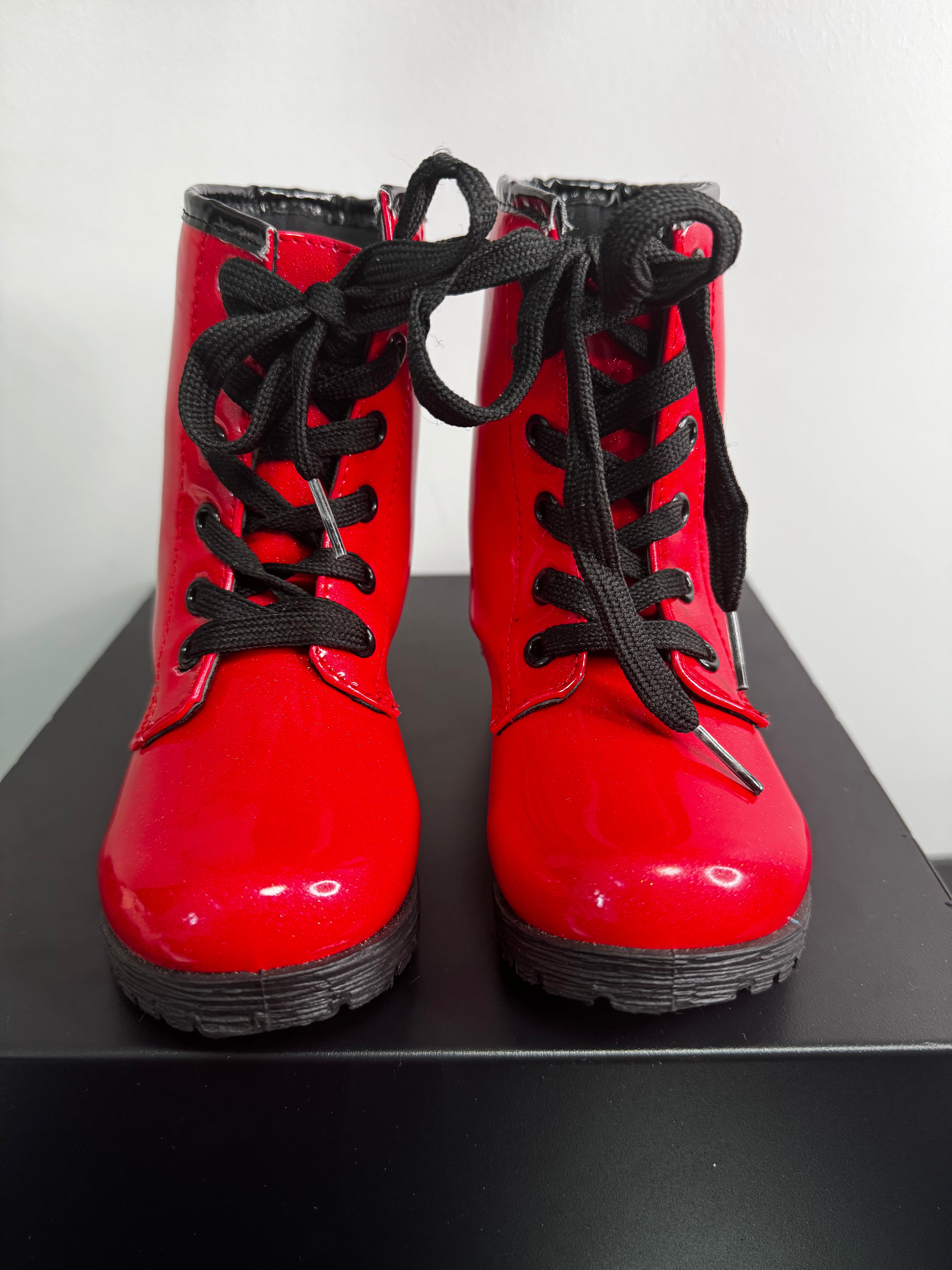 Red Sparkle Combat Boots | 10