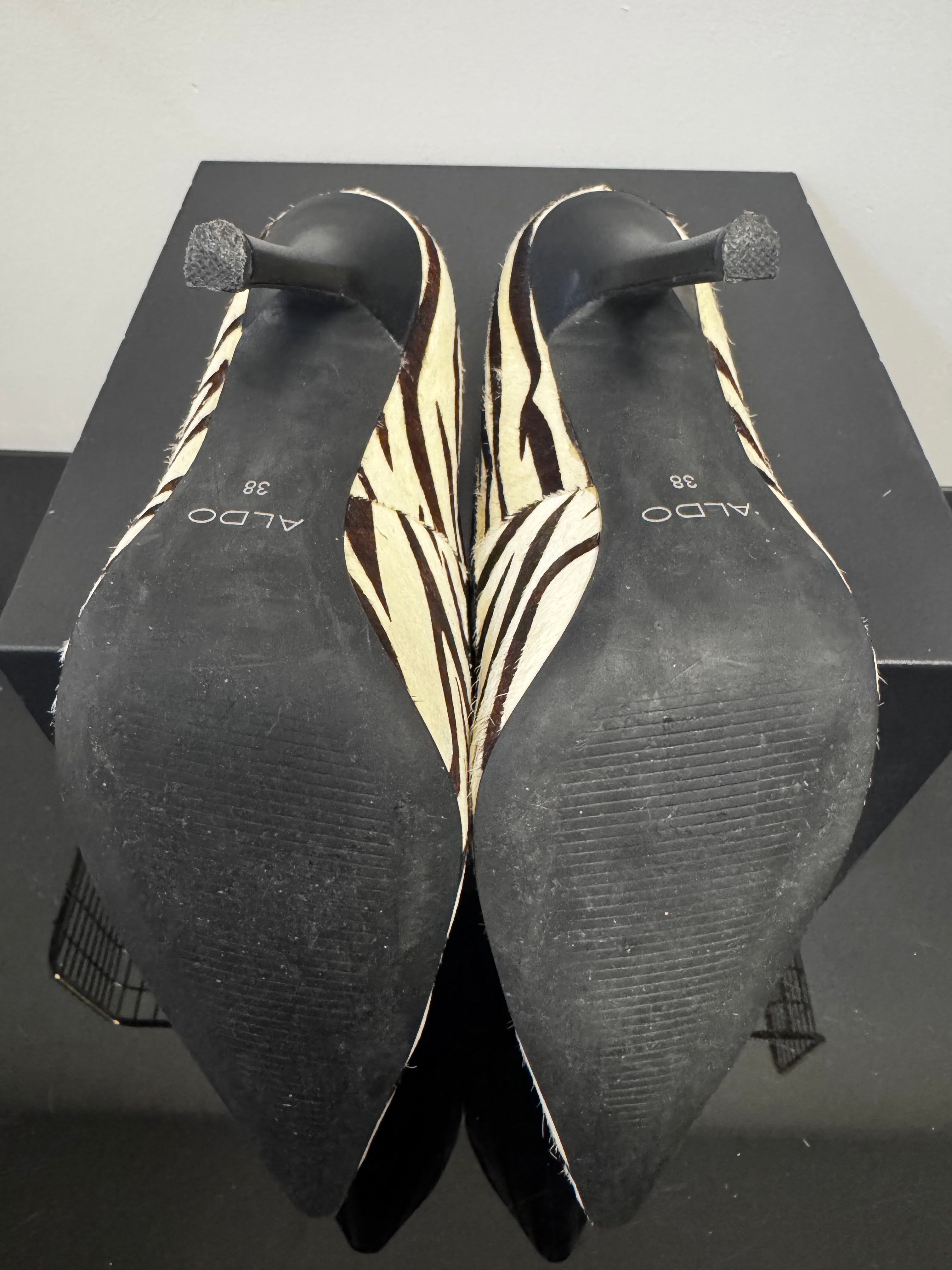 ALDO Zebra Calf Skin| size 38