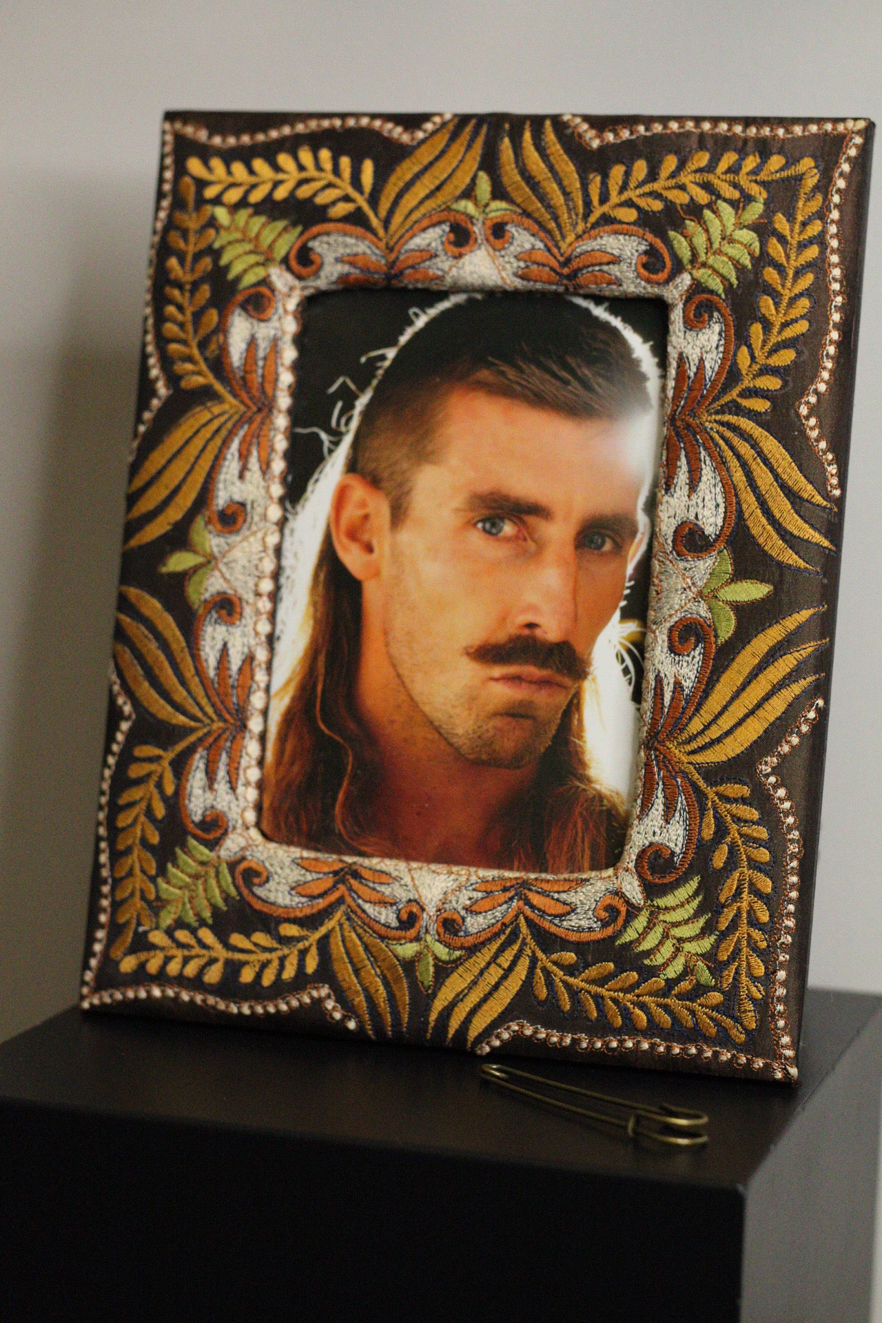Boho Embroidered Frame + Mullet Man ✨🤌🏼