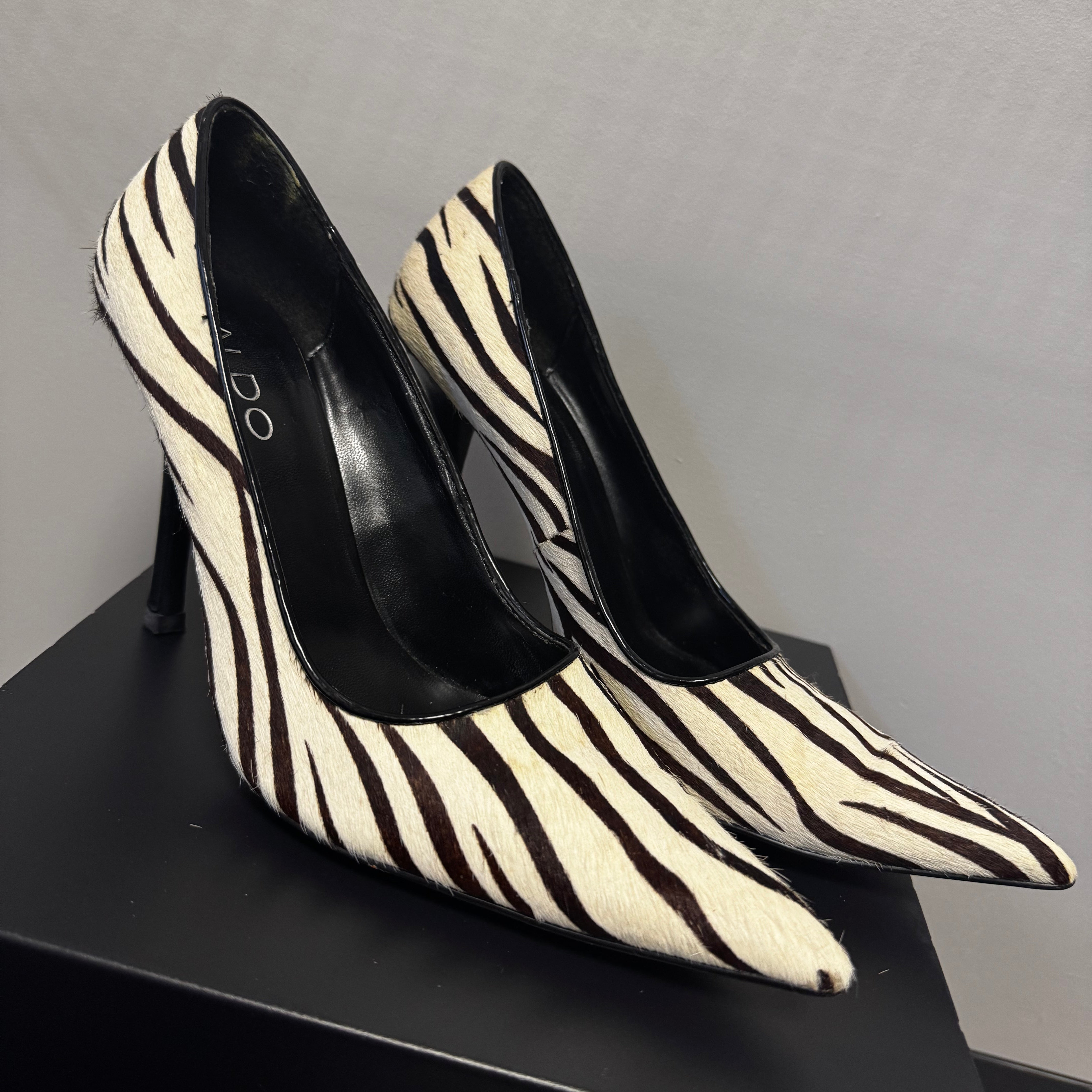 ALDO Zebra Calf Skin| size 38