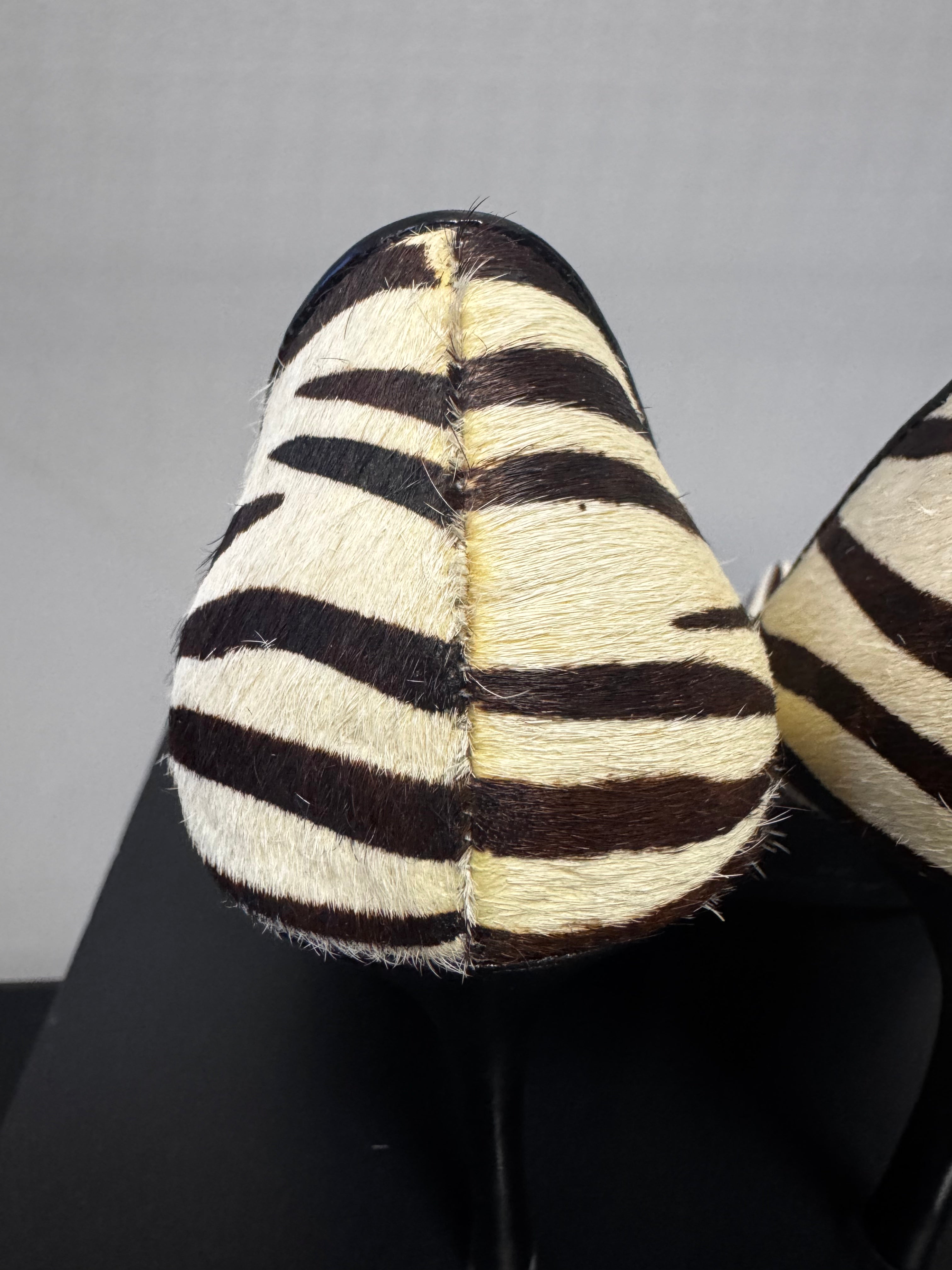 ALDO Zebra Calf Skin| size 38